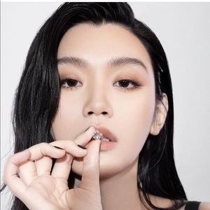 Meet your Posher, Meihua